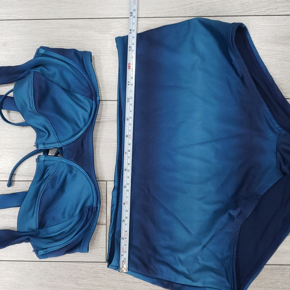 NWOT Victoria's Secret Bikini - Picture 3 of 9